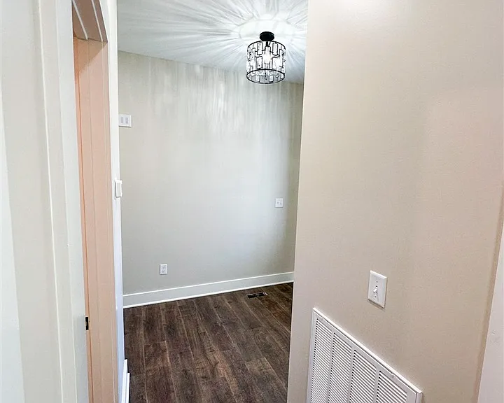 1184 County House Ln — Photo 25