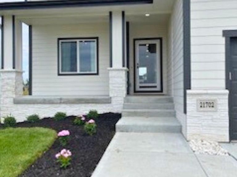 Listing photo 2
