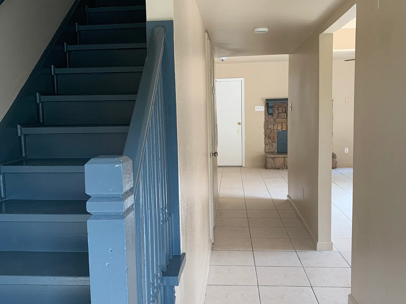 3 bed, 2.5 bath, 1520 sqft, $1,475 — Photo 3