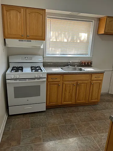 32-34 Halstead St #6 Photo 1