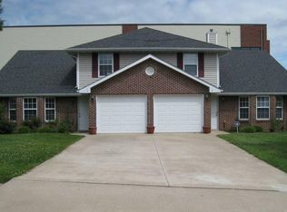 6 Yorkshire Dr, Columbia, MO 65203