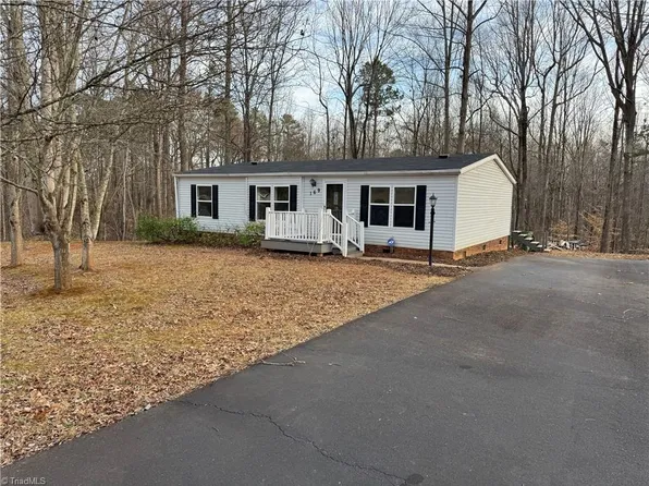 169 Ridgewood Dr, Linwood, NC 27299