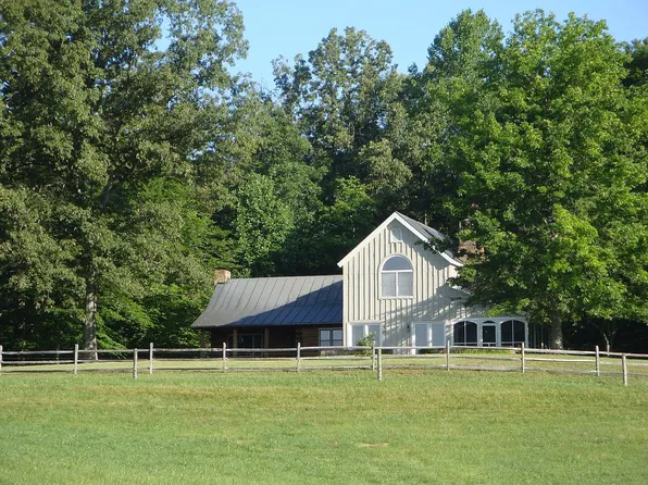 2525 Someday Farm Ln, Barboursville, VA 22923