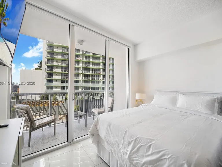 1750 N Bayshore Dr #1219 — Photo 7