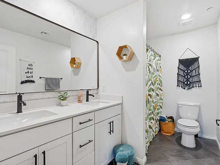 5407 Robinera Ct — Photo 18