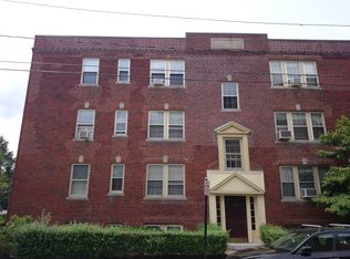 114 Park St #2, Brookline, MA 02446