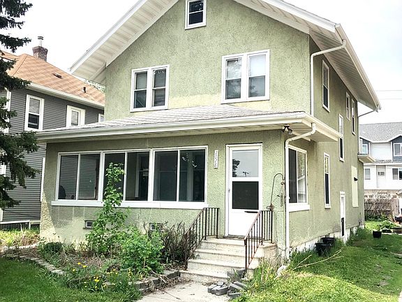 2nd image of 1018 15th St N