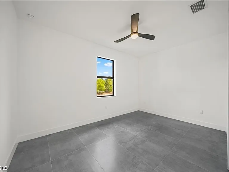 4536 NW 35th Pl — Photo 25