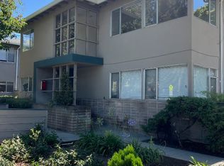 1095 Santa Cruz Ave APT 3, Menlo Park, CA 94025
