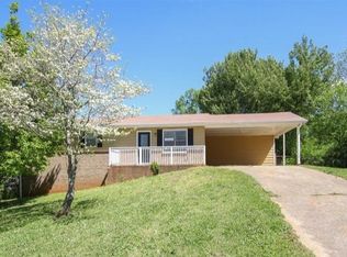 8888 N View Dr, Lithia Springs, GA 30122