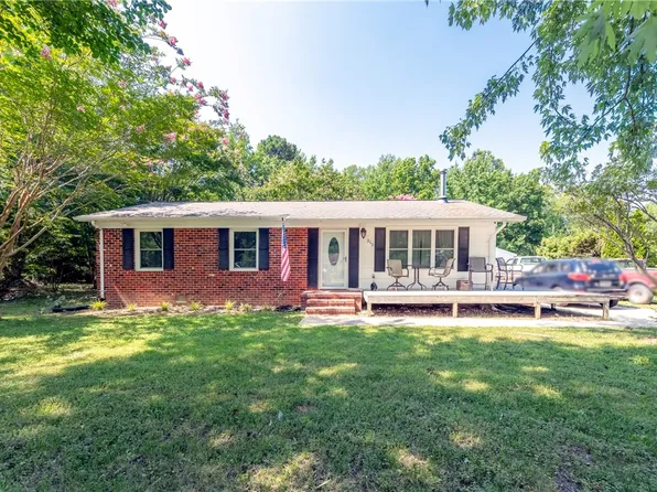 215 Skimino Rd, Williamsburg, VA 23188