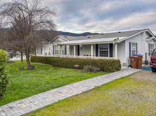 125 Rose Ave, Myrtle Creek, OR 97457