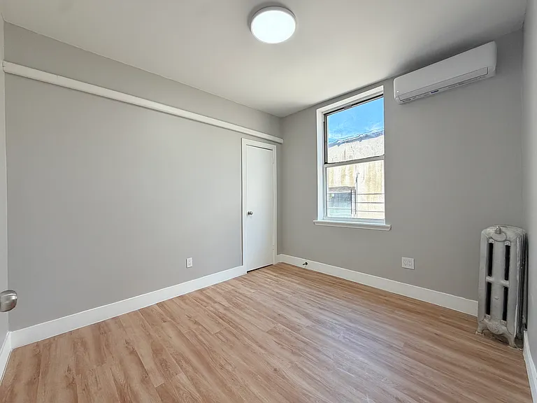 245 McClellan St #3E — Photo 7