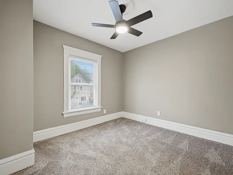 844 Harrison Ave — Photo 14
