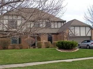 423 Rutledge Ct, Perrysburg, OH 43551