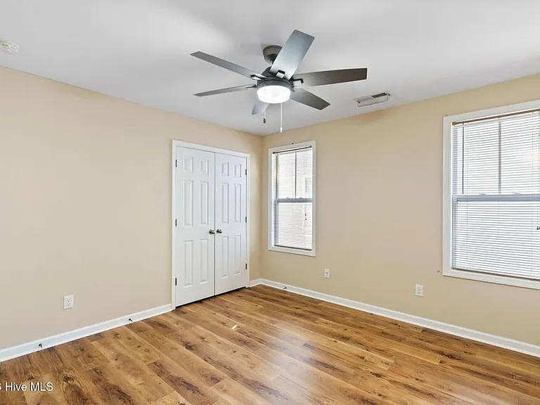 3912 Willowick Park Dr — Photo 25