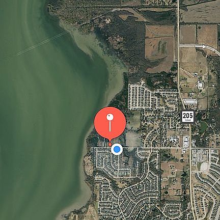 3rd image of 2825 Beacon Hill Dr