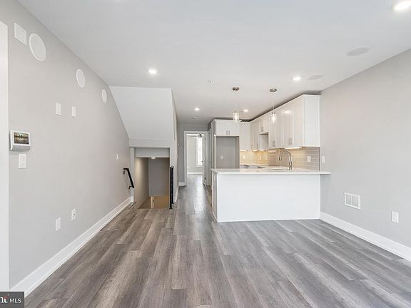2nd image of 2529 N 2nd St Unit 1