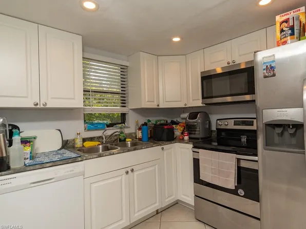 1480 Green Valley Cir Unit 204, Naples, FL 34104