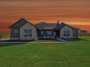 153 Big Sky Rd, Decatur, TX 76234