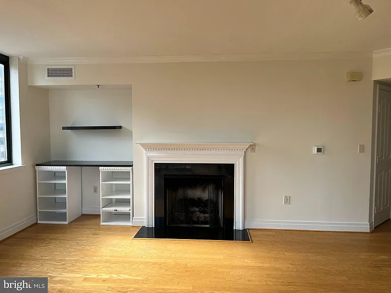 414 Water St #1903 — Photo 15