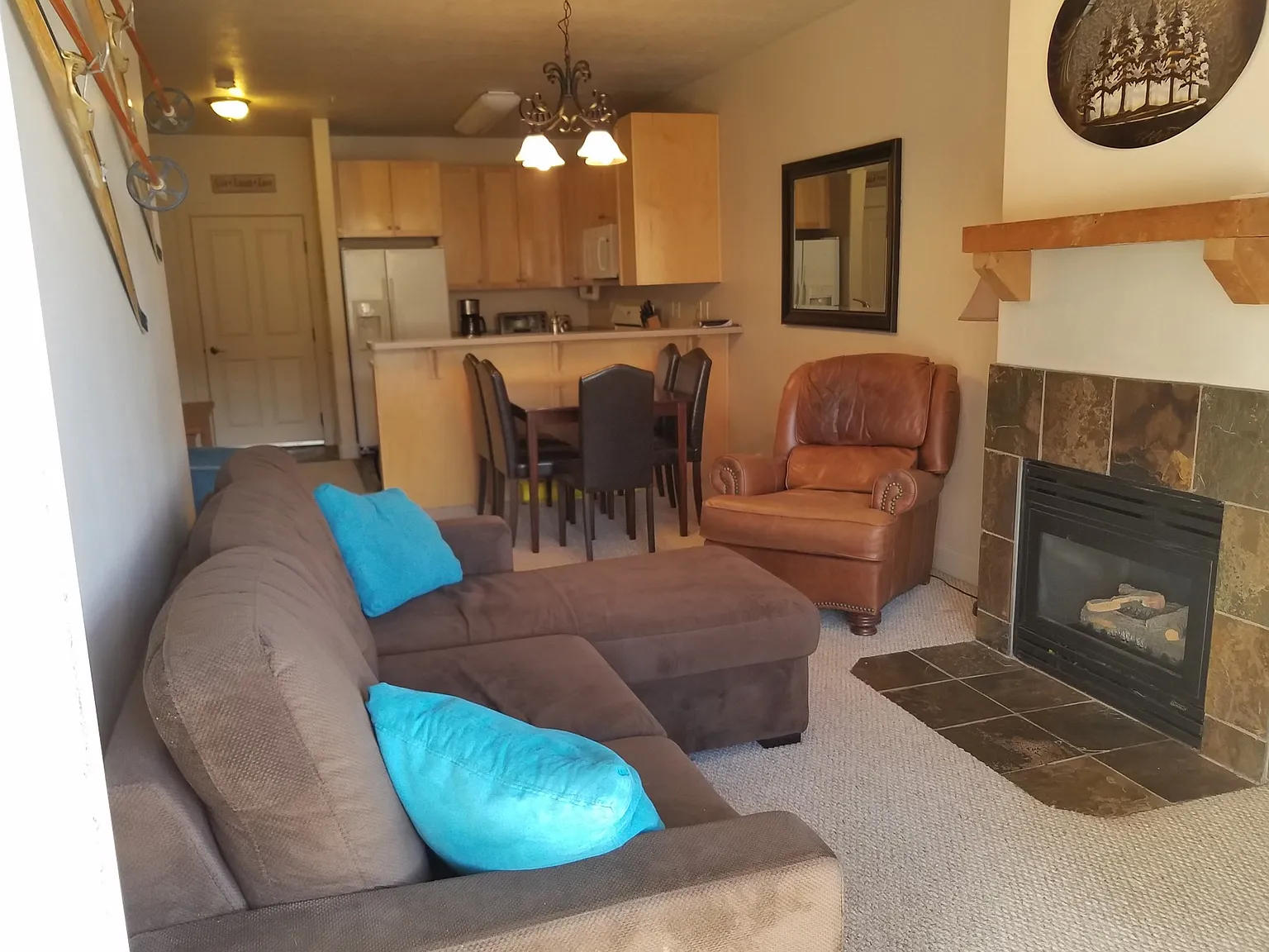 2 bed, 900 sqft, $2,900 — Photo 2