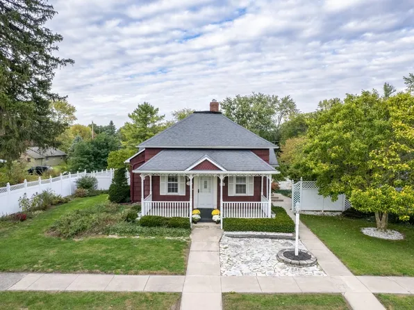 265 E Washington St, Upland, IN 46989