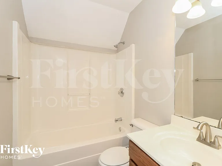 4810 Manteo Ln — Photo 12