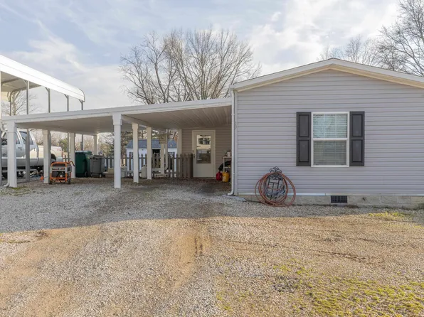 8637 Old Blairsville Rd, Wadesville, IN 47638