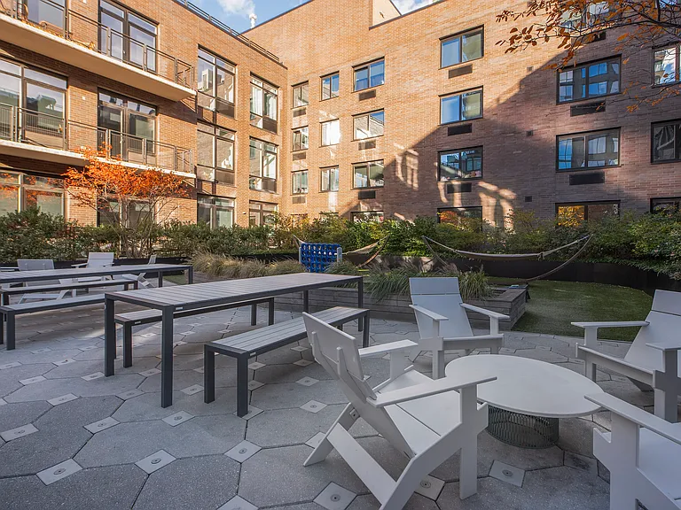 21 India St #S309 — Photo 27
