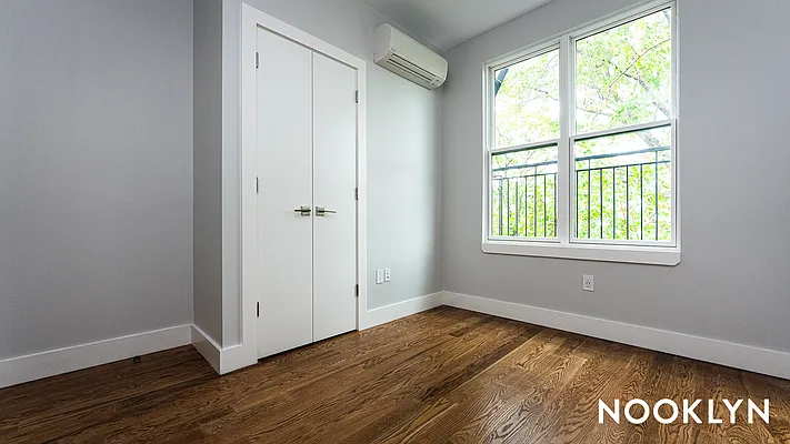 Rented by Nooklyn NYC LLC | media 8