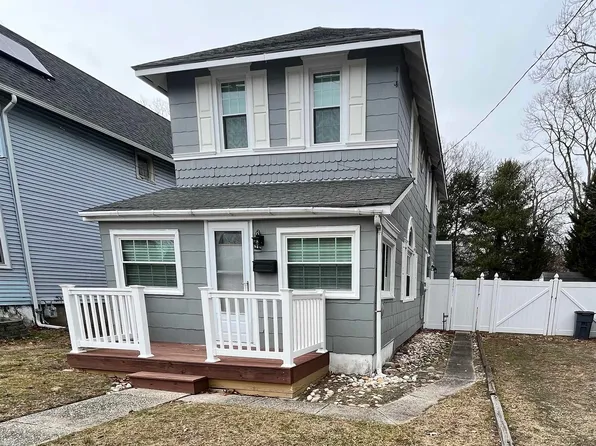 657 5th St, Somers Point, NJ 08244
