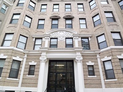 2nd image of 104 Hemenway St APT 21