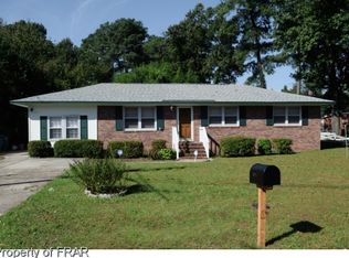 1906 Cawdor Dr, Fayetteville, NC 28304