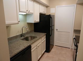 2596 S Arlington Mill Dr #5, Arlington, VA 22206