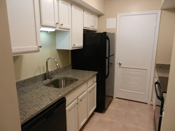 2596 S Arlington Mill Dr #5, Arlington, VA 22206