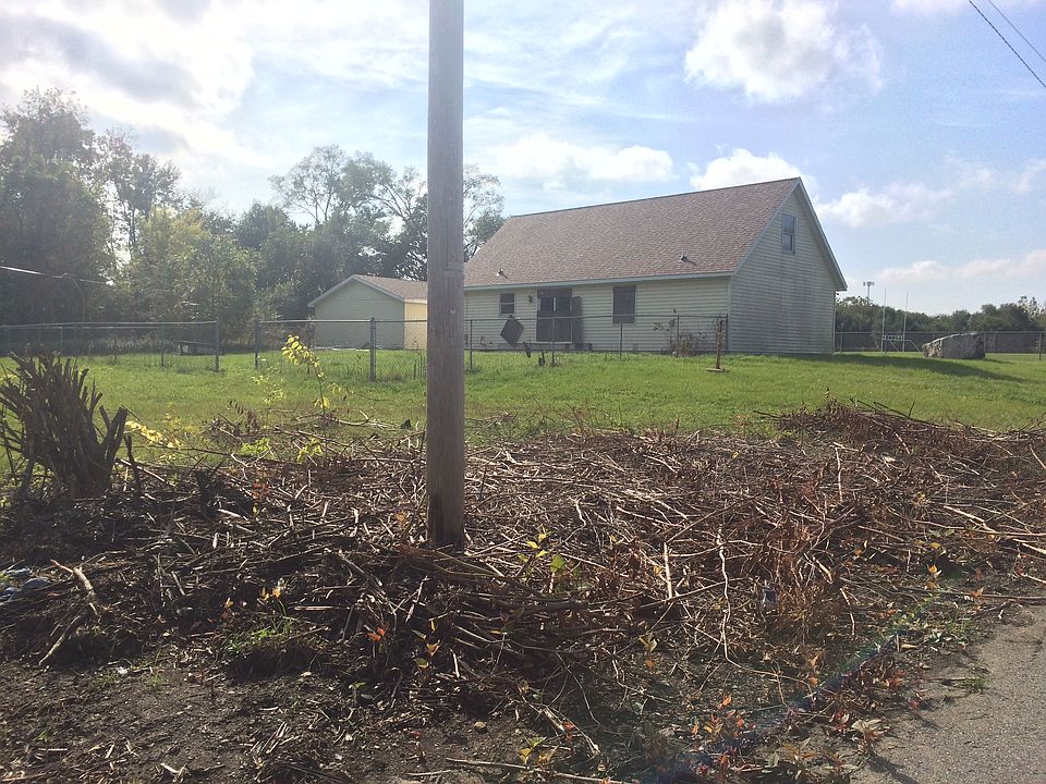 2nd image of 1754 N Kaley St