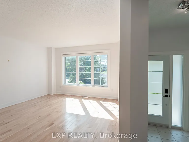 28 Chartwell Ave — Photo 9