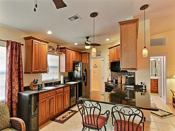2nd image of 5011 Corsica Sq