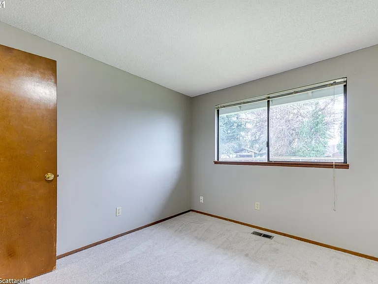 2075 SW Wynwood Ave — Photo 16