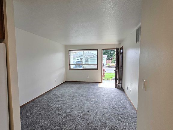 2nd image of 1451 Cedar St #1451