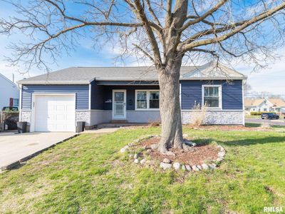 1 Richardson Ct, Pekin, IL, 61554