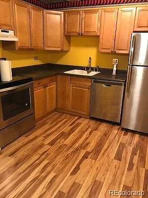 4th image of 1050 N Lafayette St APT 204