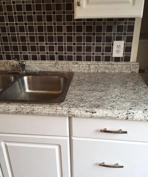 1032 Columbia Dr NE — Photo 22