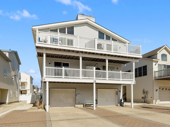 25 81st St #W, Sea Isle City, NJ 08243