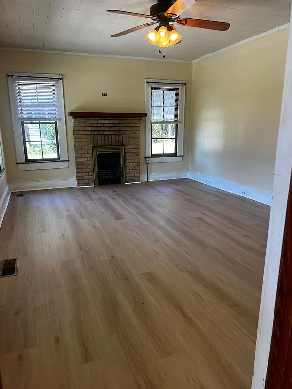 2 bed, 1.0 bath, 892 sqft, $1,500 — Photo 4