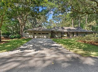 1 Ridgewood Ln, Hilton Head Island, SC 29928