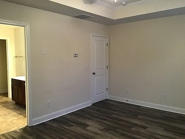 2432 Folsom St — Photo 11