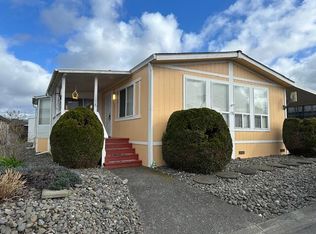 176 Empire Dr, Fortuna, CA 95540
