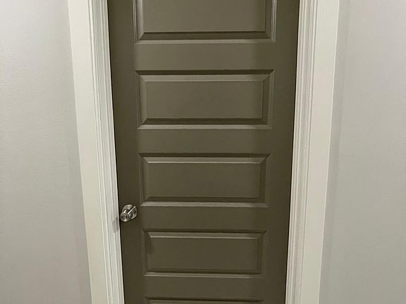 4th image of 433 3 1/2 St